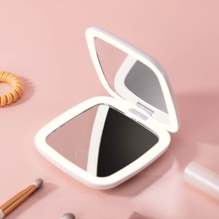 CPM100 Portable compact lighted makeup mirror - JoJoMirror