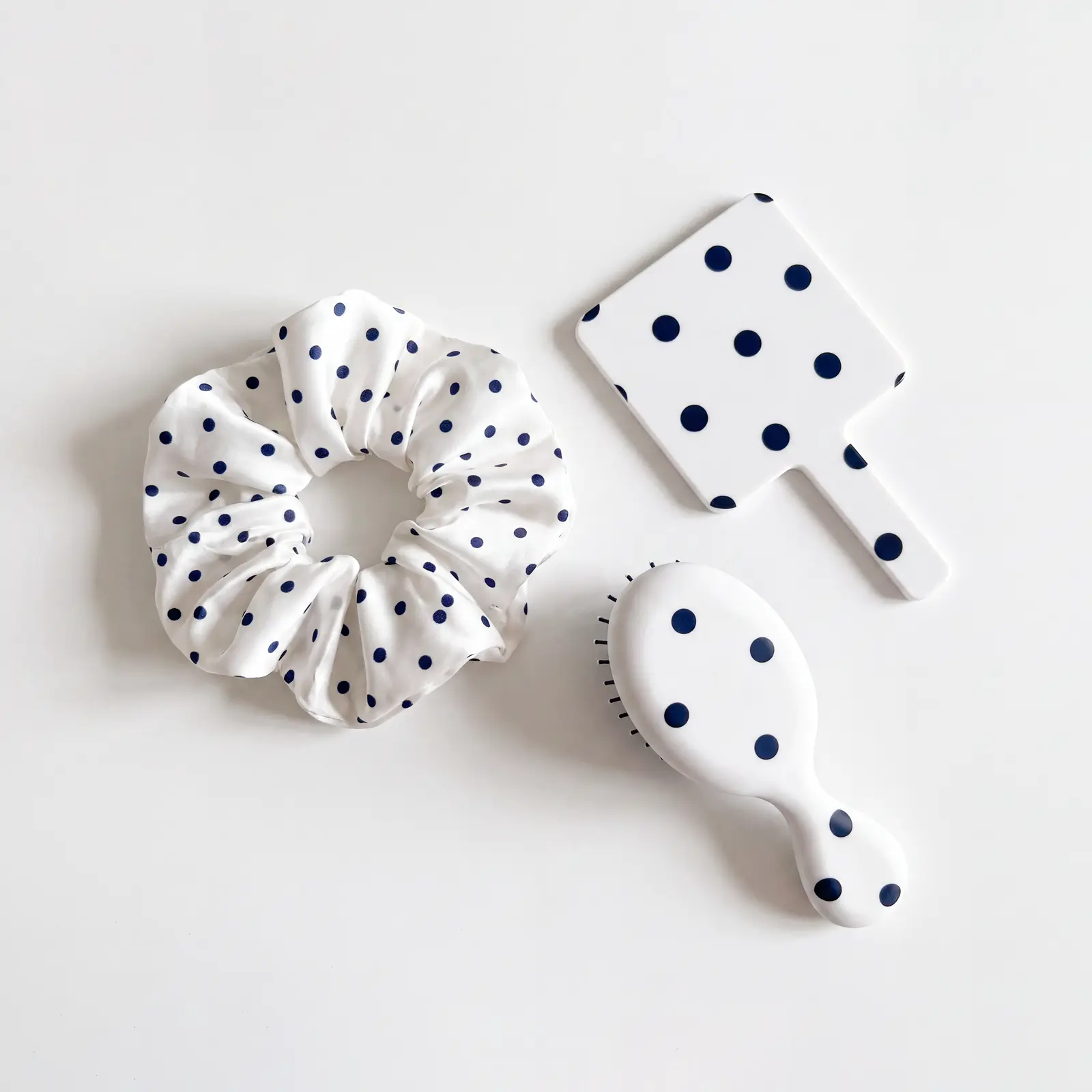 White and navy hand mirror hair brush and scrunchie set
